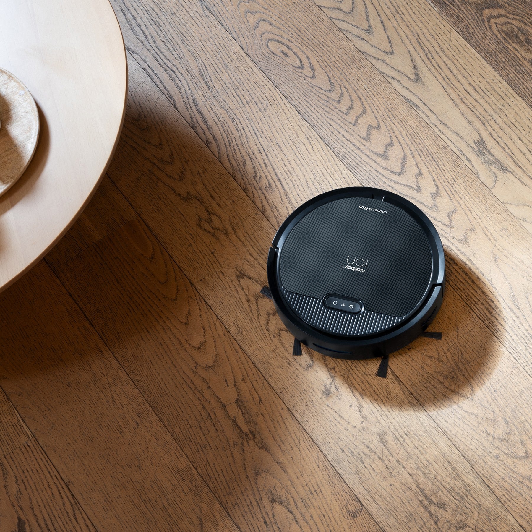 Charles i3 Plus fekete